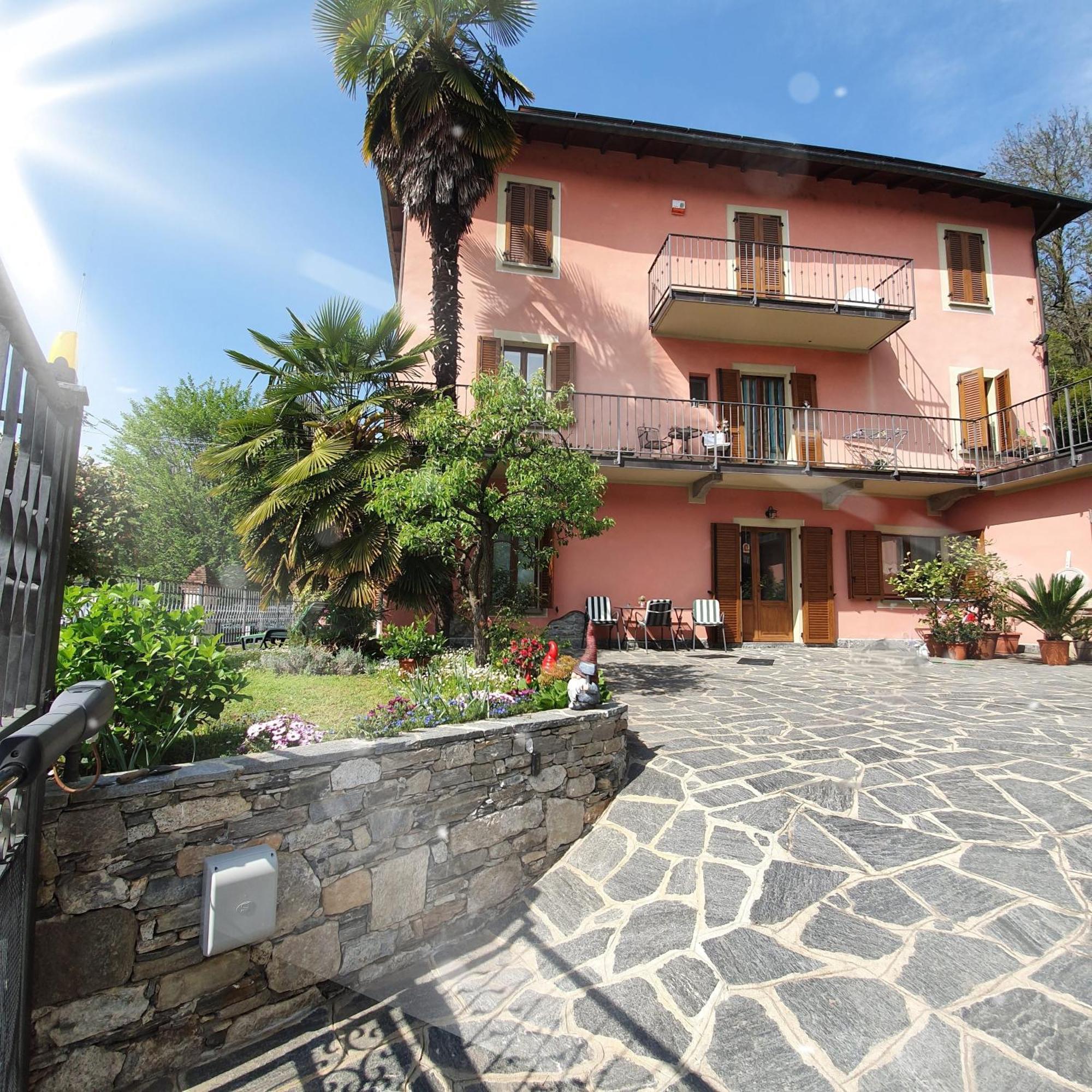 Villa La Baia D'Acquadolce Bolzano Novarese Exterior foto